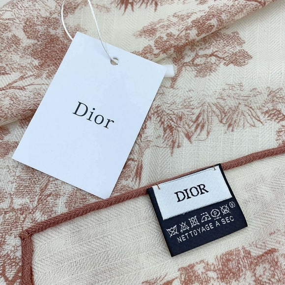 Dior fashionable women's scarf - Picture 6 of 7